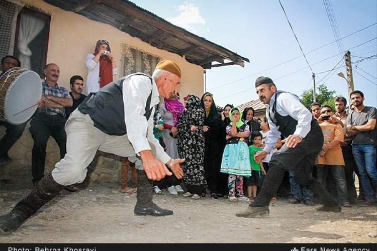جهانی شدن ۳ روستا در یک روز